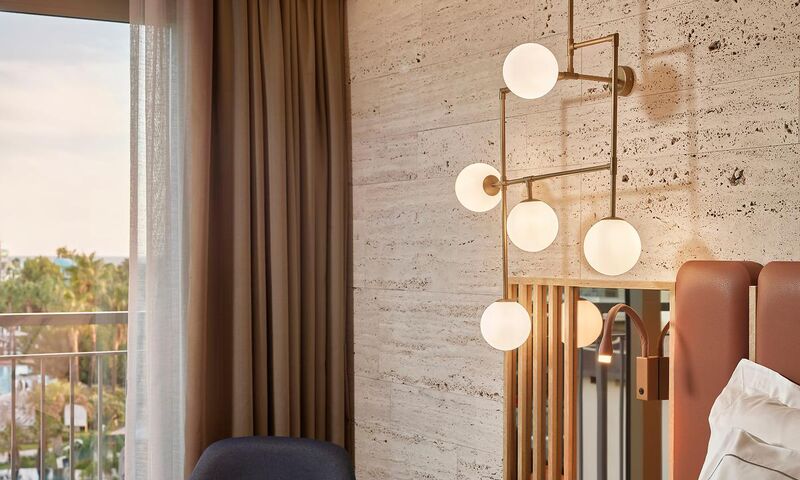 Lara Barut Collection