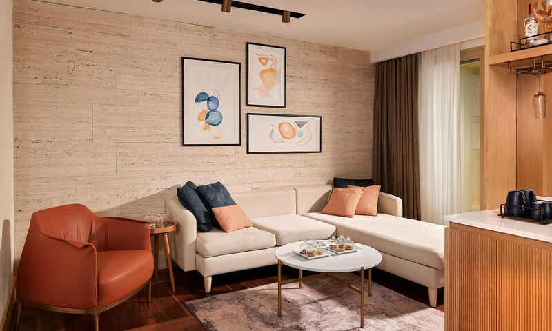 Lara Barut Collection