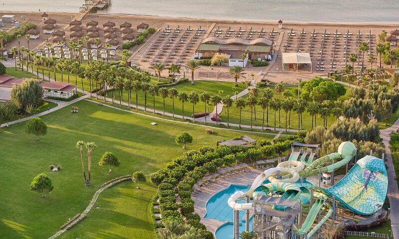 Lara Barut Collection