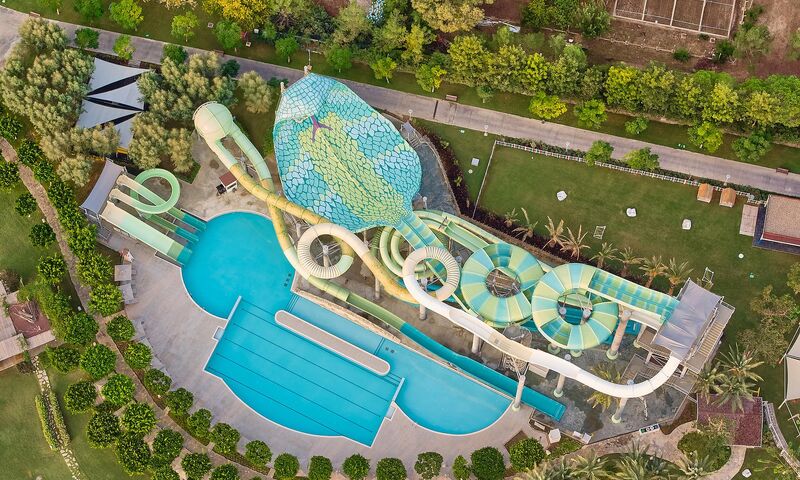 Lara Barut Collection