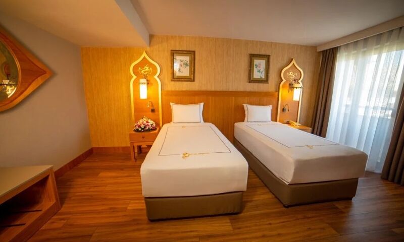 Royal Dragon Hotel