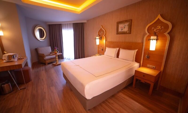 Royal Dragon Hotel