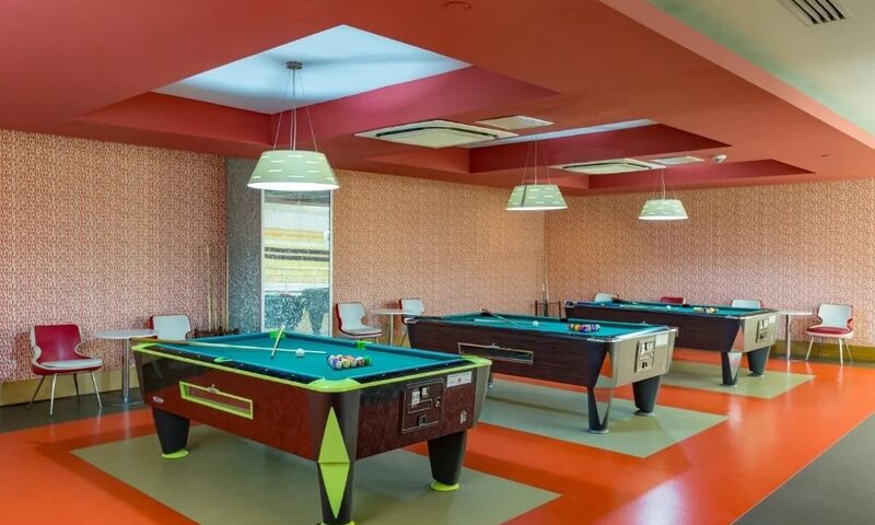 Royal Dragon Hotel
