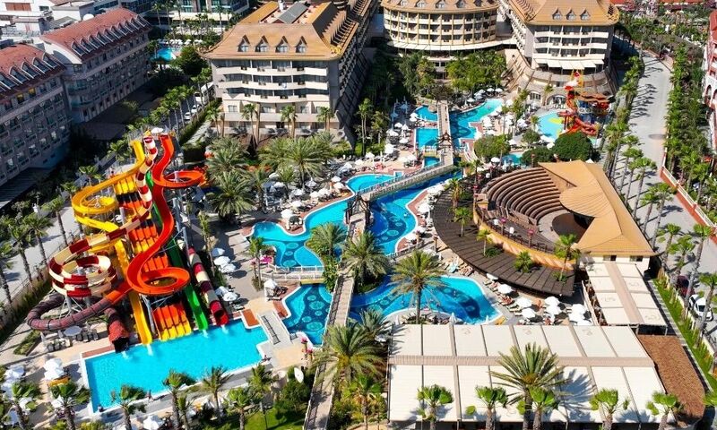 Royal Dragon Hotel