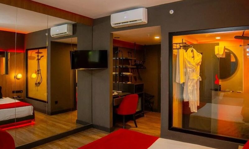 Amon Hotels