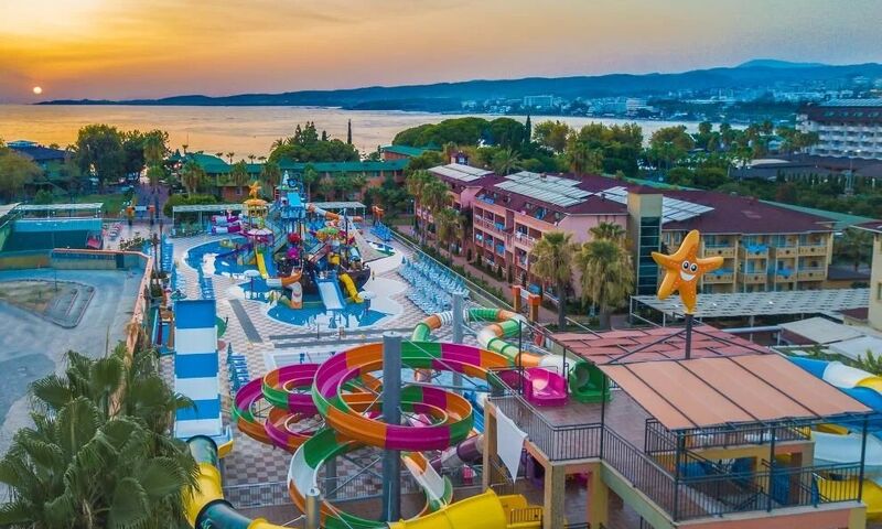 Lonicera Resort & Spa Hotel 