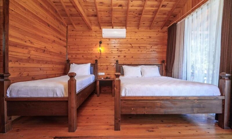 Sea Valley Lodge