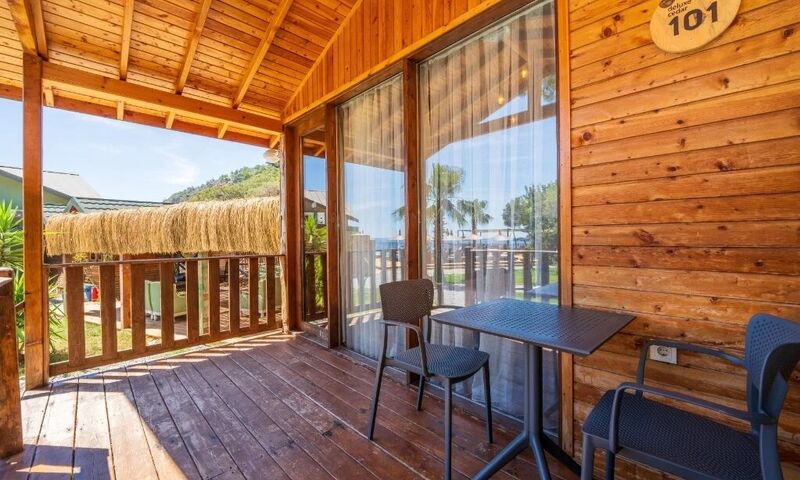 Sea Valley Lodge