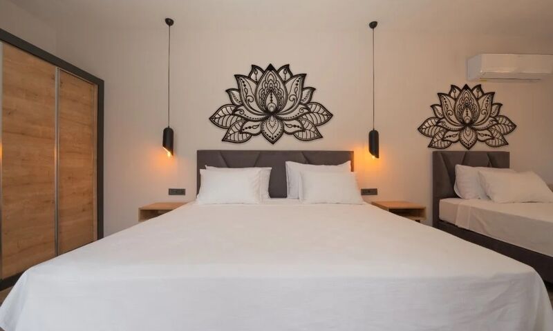 Sea Valley Lodge