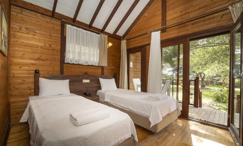 Sea Valley Lodge