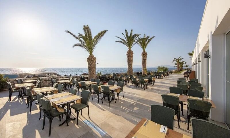 Le Bleu Hotel & Resort