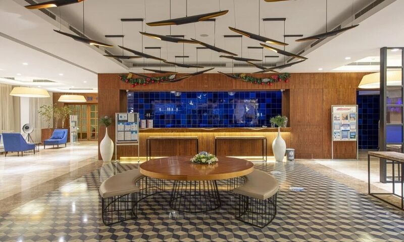 Le Bleu Hotel & Resort