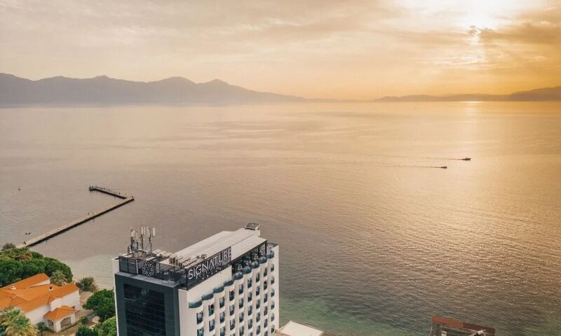 Signature Blue Resort