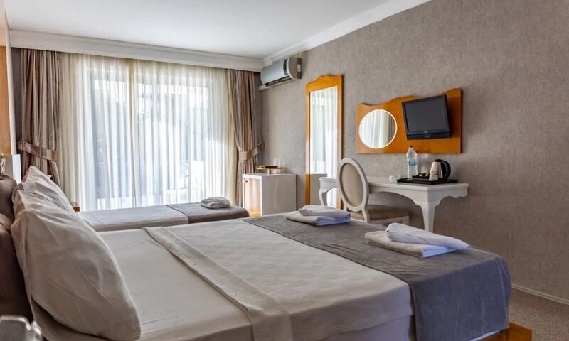 Sentinus Beach Hotel