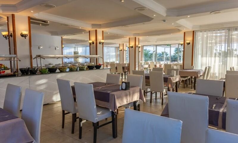 Sentinus Beach Hotel